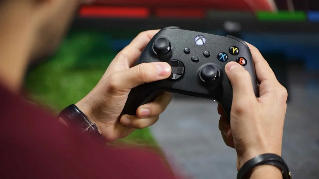 Microsoft'tan Xbox'taki Oyun İçi Sesli Sohbetler İçin Raporlama Yolda
