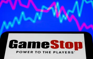 GameStop Geliri Artsa da GME Hisse Senedi Kan Kaybediyor