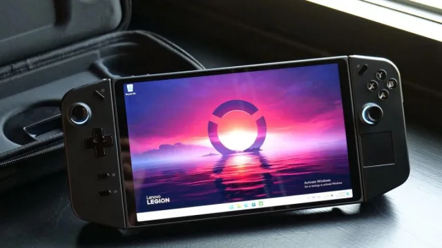 Lenovo, Legion Go Windows Oyun El Cihazını Tanıttı