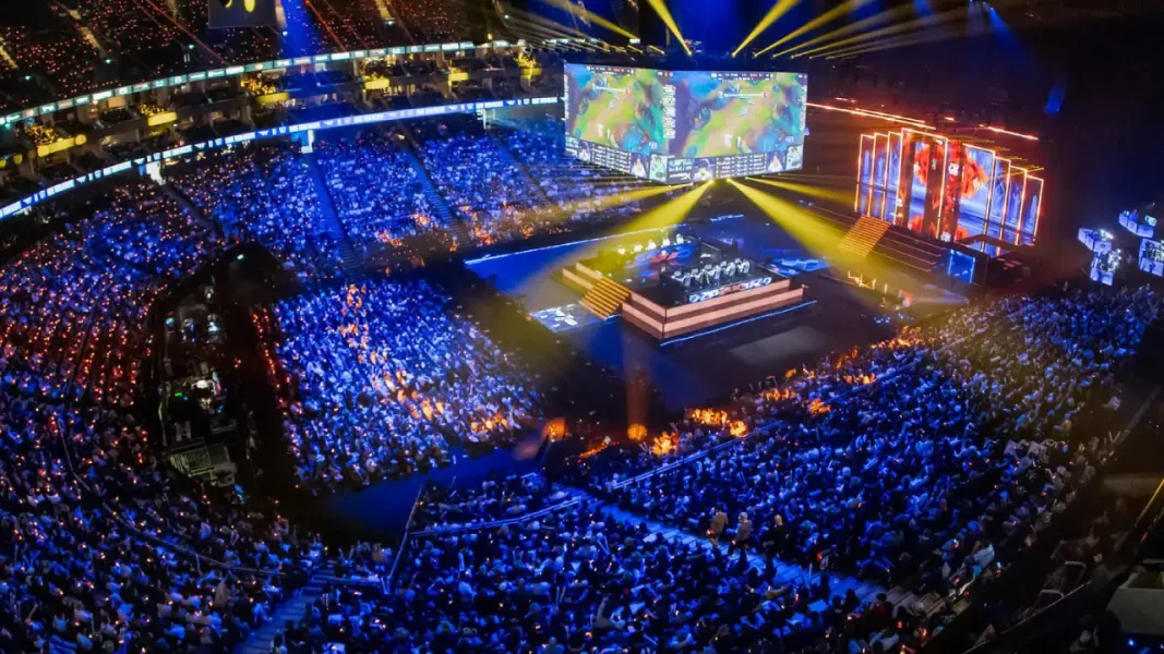 Riot Games, LoL ve Valorant Takımlarına Bahis Sponsorluğu İzni Verdi