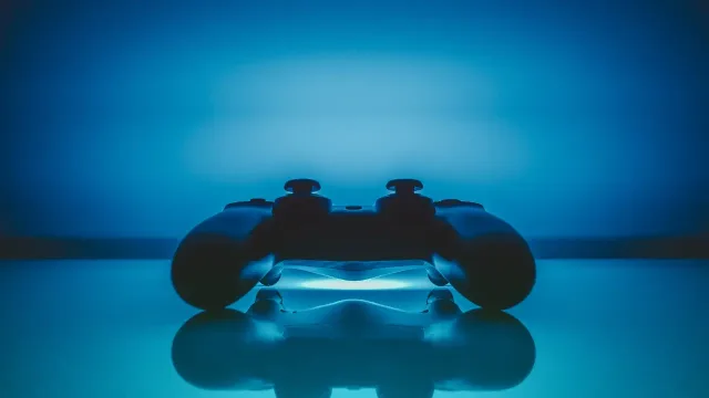 Sony'den Güneş Enerjili PS Kontrolcüsü Patenti