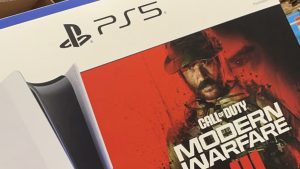 PS5 Slim - Call of Duty: Modern Warfare III